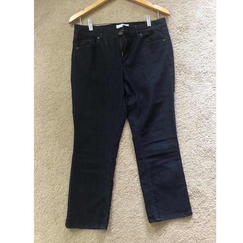 Petite Loft Modern Kick Crop